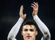 天博体育-C罗巅峰对决，巴特勒与80激战篮网分钟，问鼎冠军胜负难料！的简单介绍